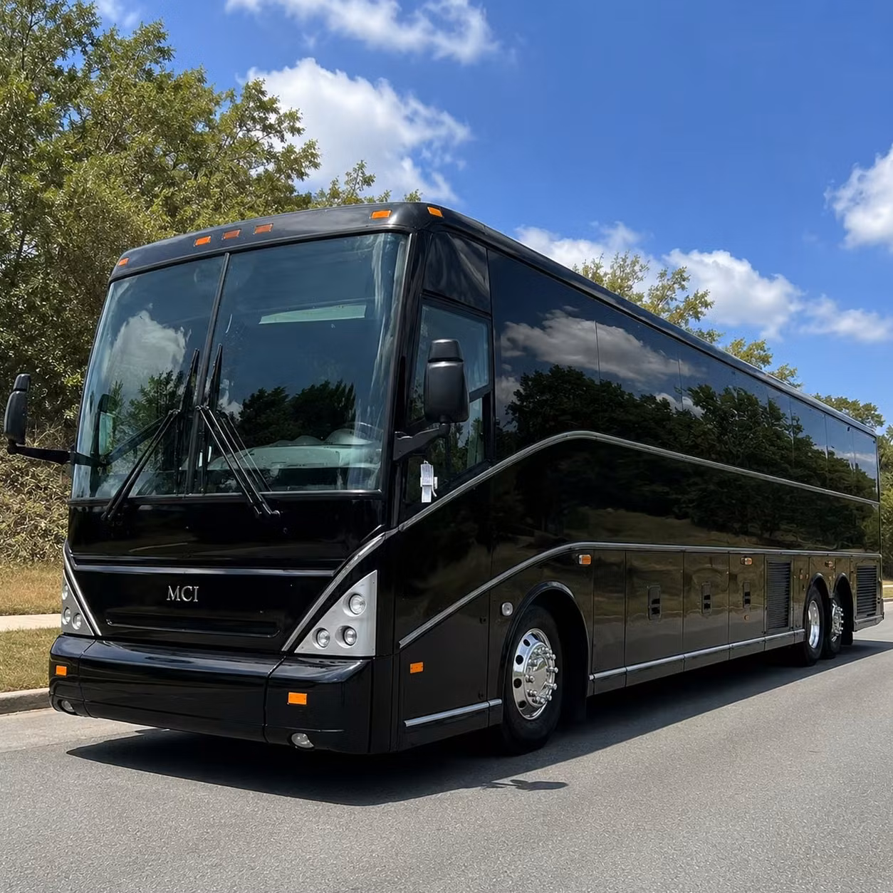 bachelorette birthday and private group concert buses in north brunswick