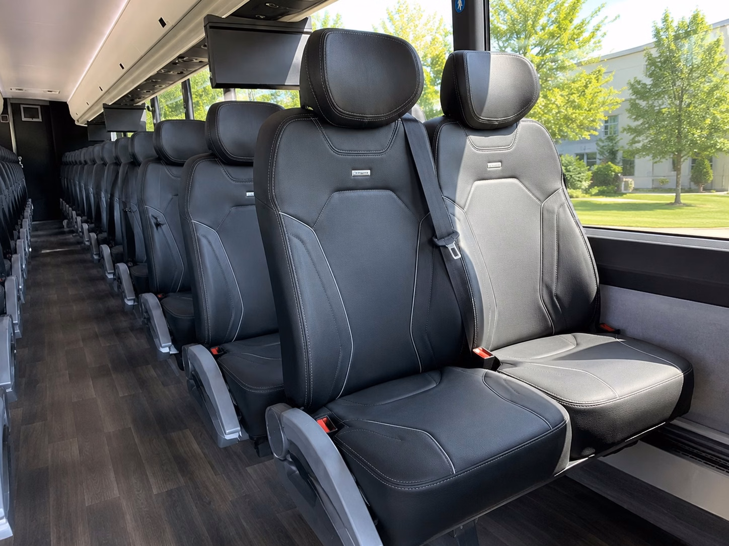 college and amateur sports team transportation in and around north brunswick