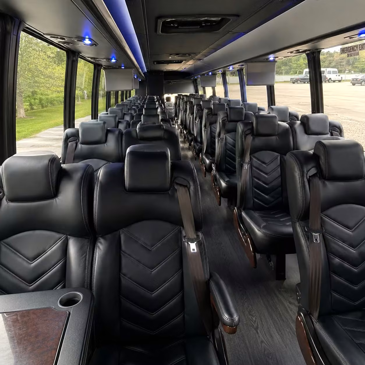 north brunswick 18 passenger minibus rental