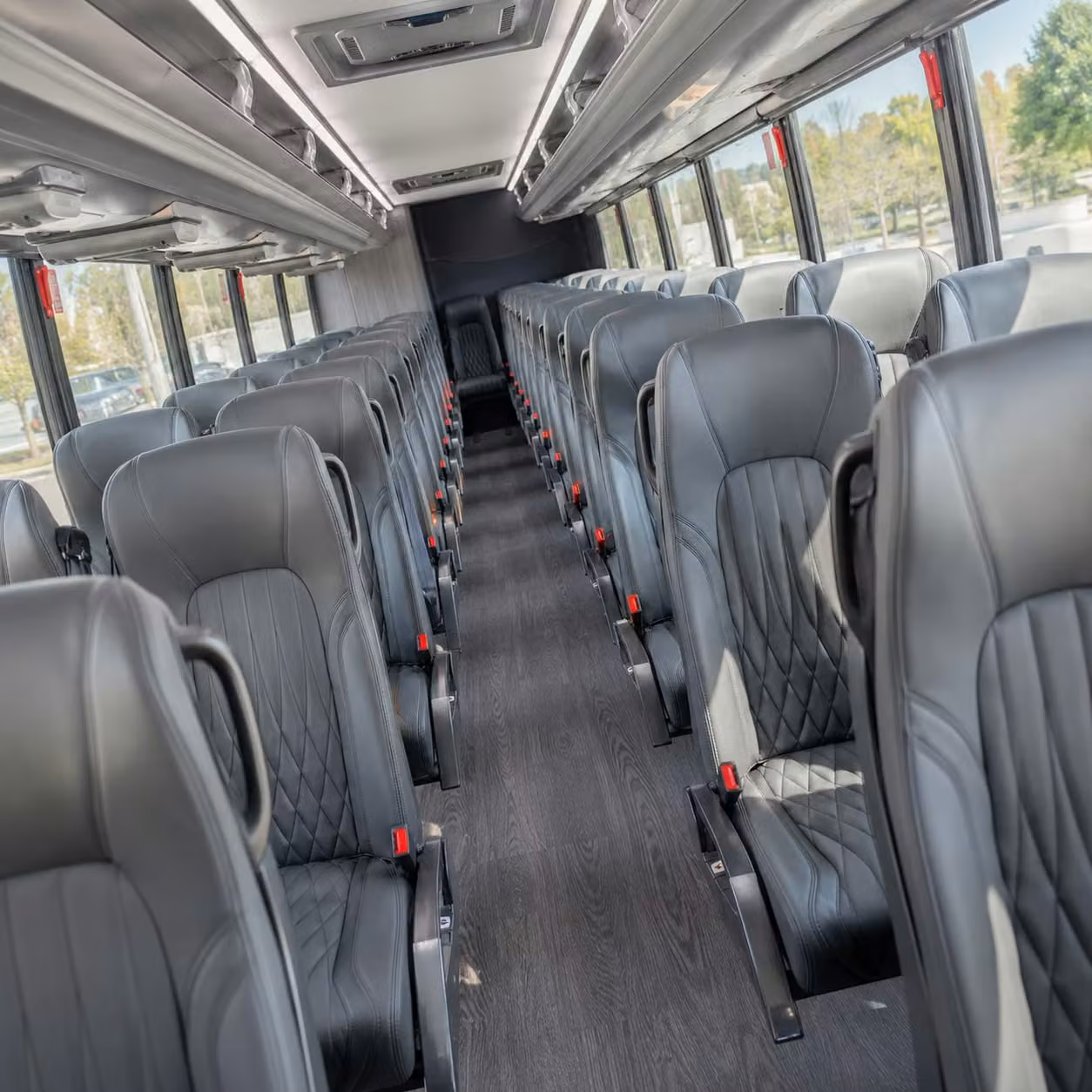 north brunswick 35 passenger minibus rental